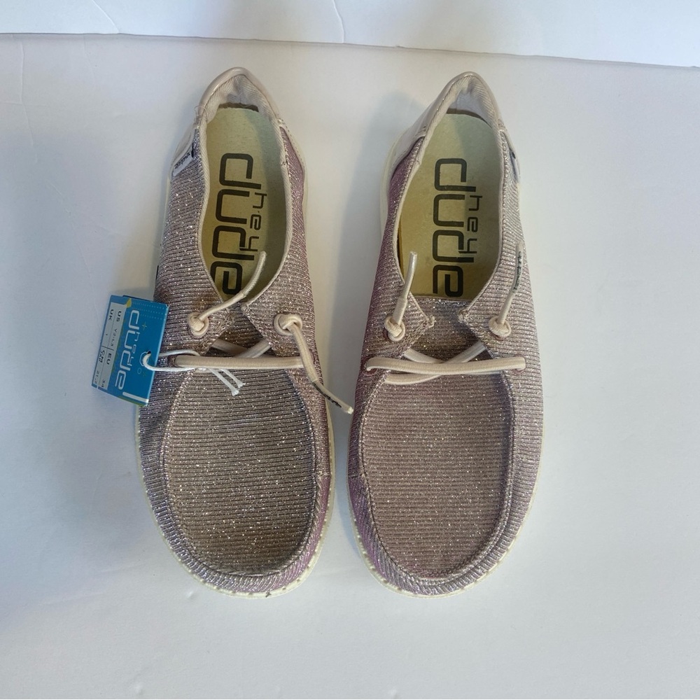 NWT HEYDUDE Girl Disco Pink Wendy Youth Slip On Sneakers| Size Y2